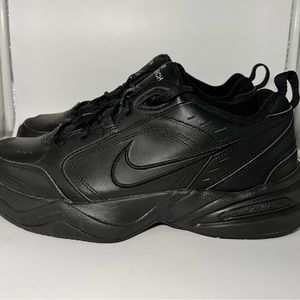 Nike Air Monarch IV Men’s Size 9.5 Triple Black Leather Sneakers